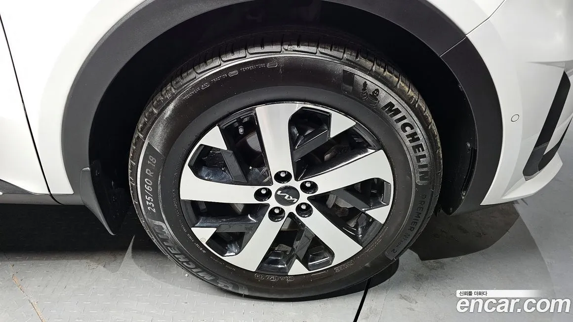 Kia Sorento — фото 6