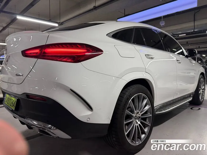 Mercedes-Benz GLE-Class — фото 7