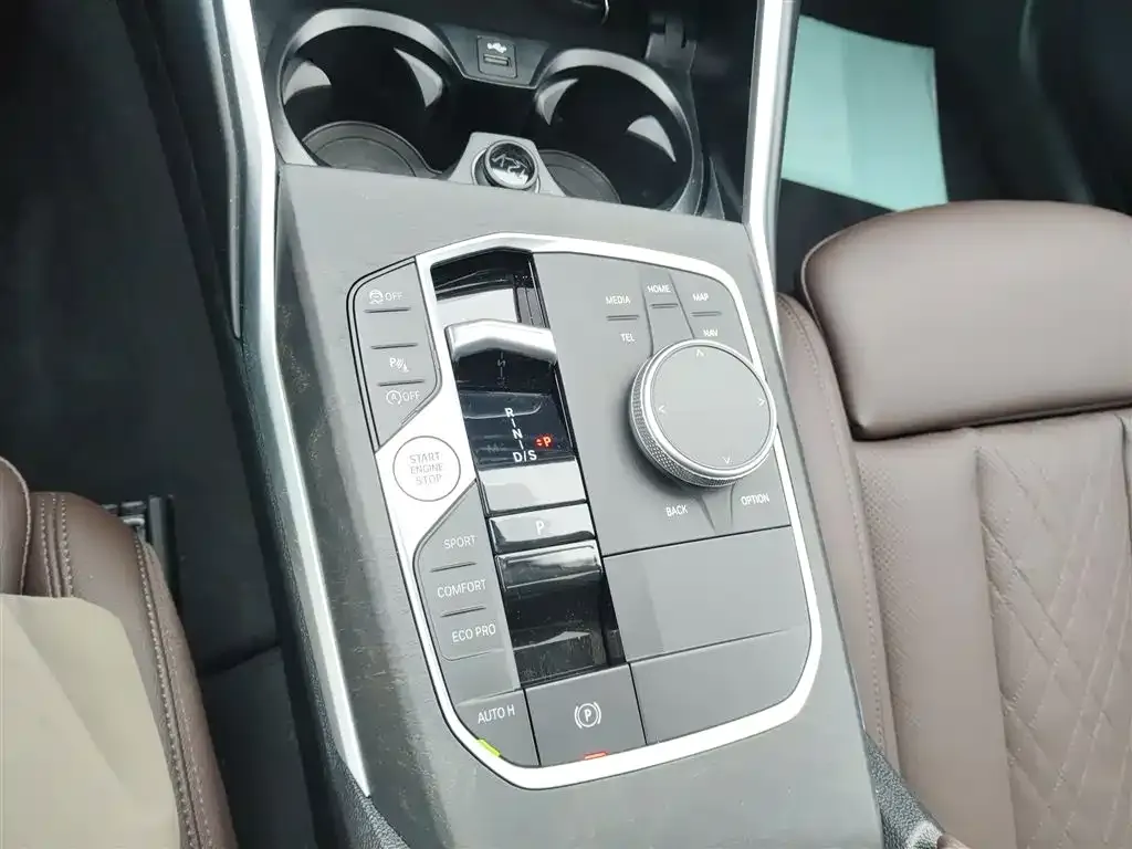 BMW 3 Series 2025 из CN, фото 9