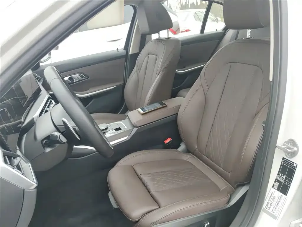 BMW 3 Series 2025 из CN, фото 5