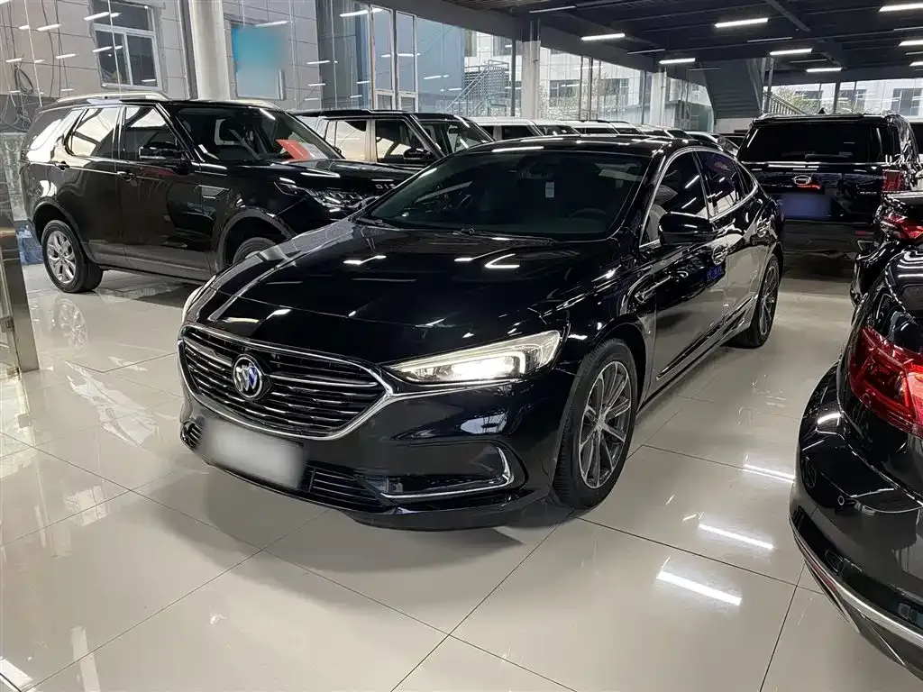 Buick LaCrosse 2022 из CN, фото 1