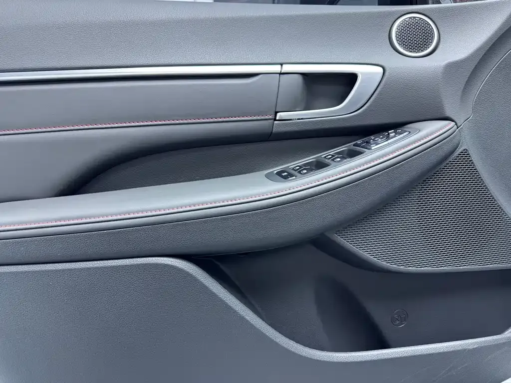 Hyundai Sonata — фото 5