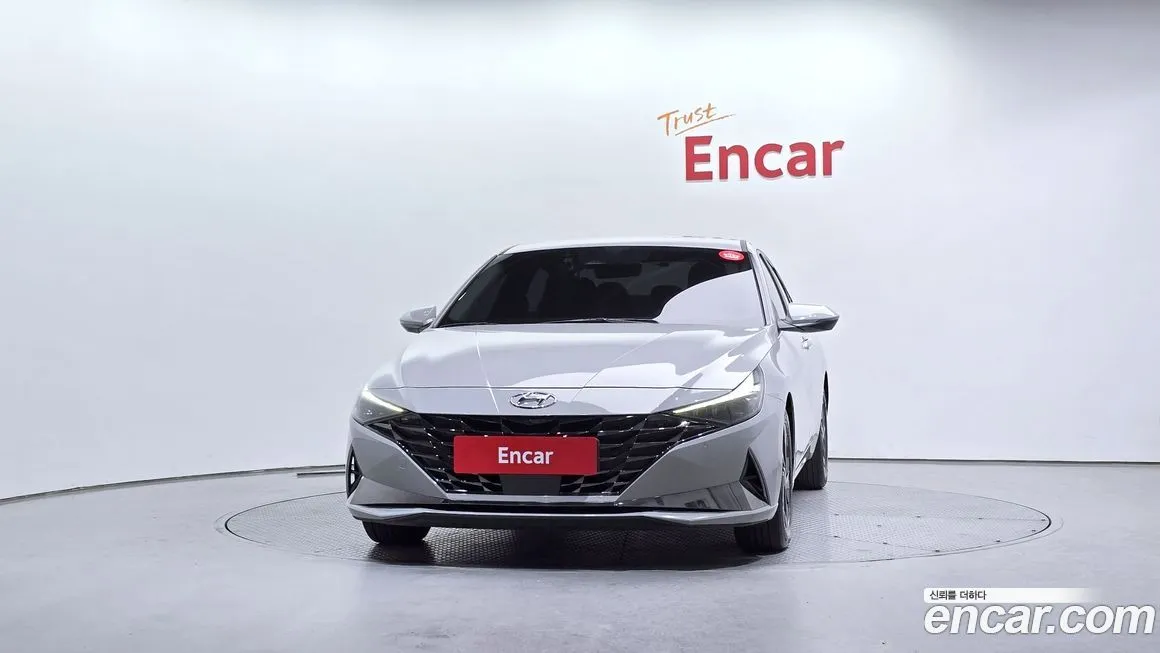 Hyundai AVANTE — фото 3
