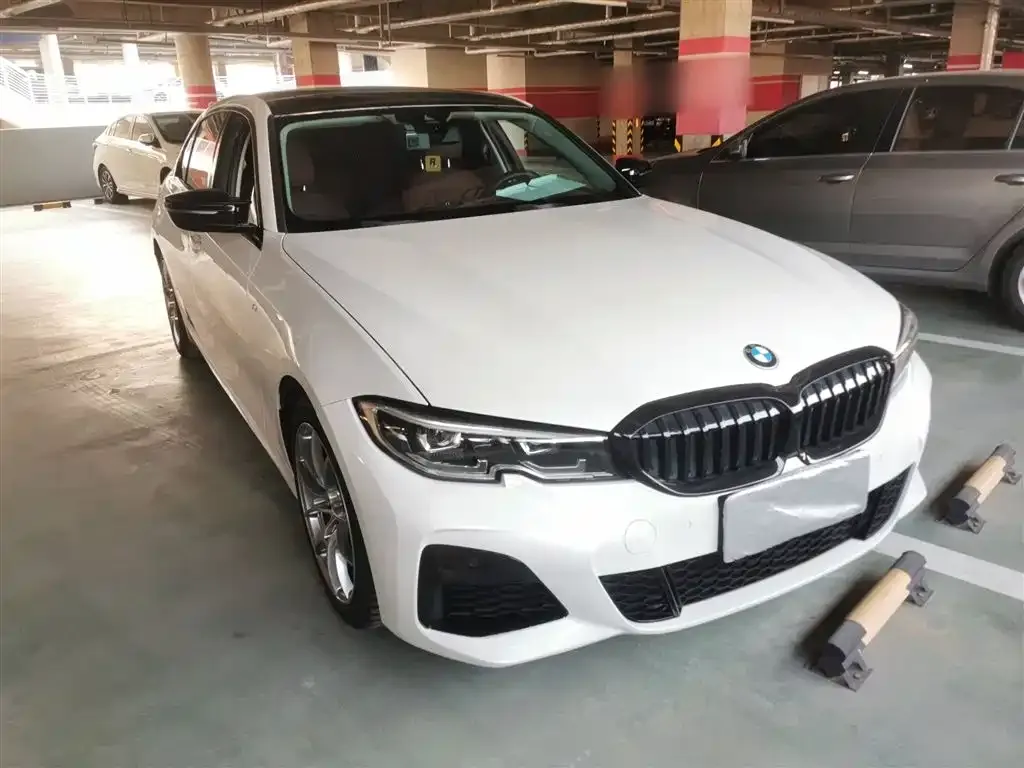 BMW 3 Series 2022 из CN, фото 8