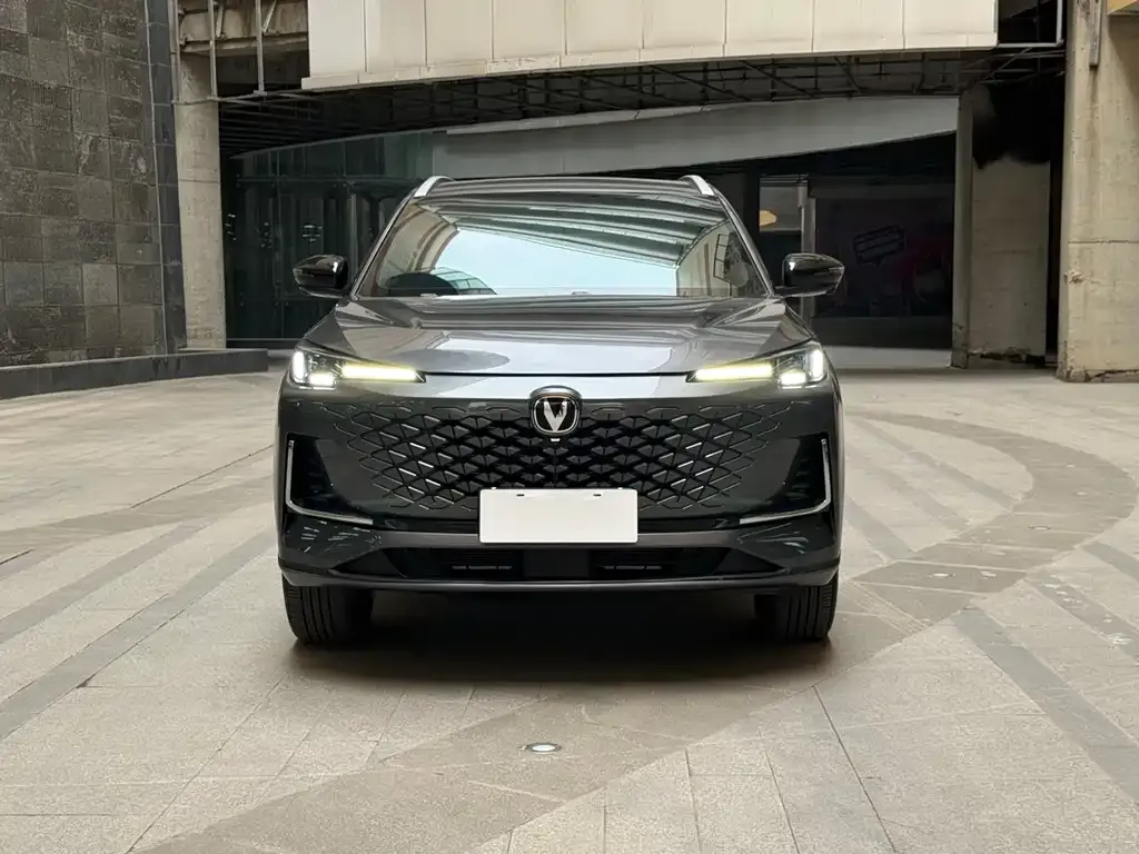 Changan CS55PLUS — фото 9