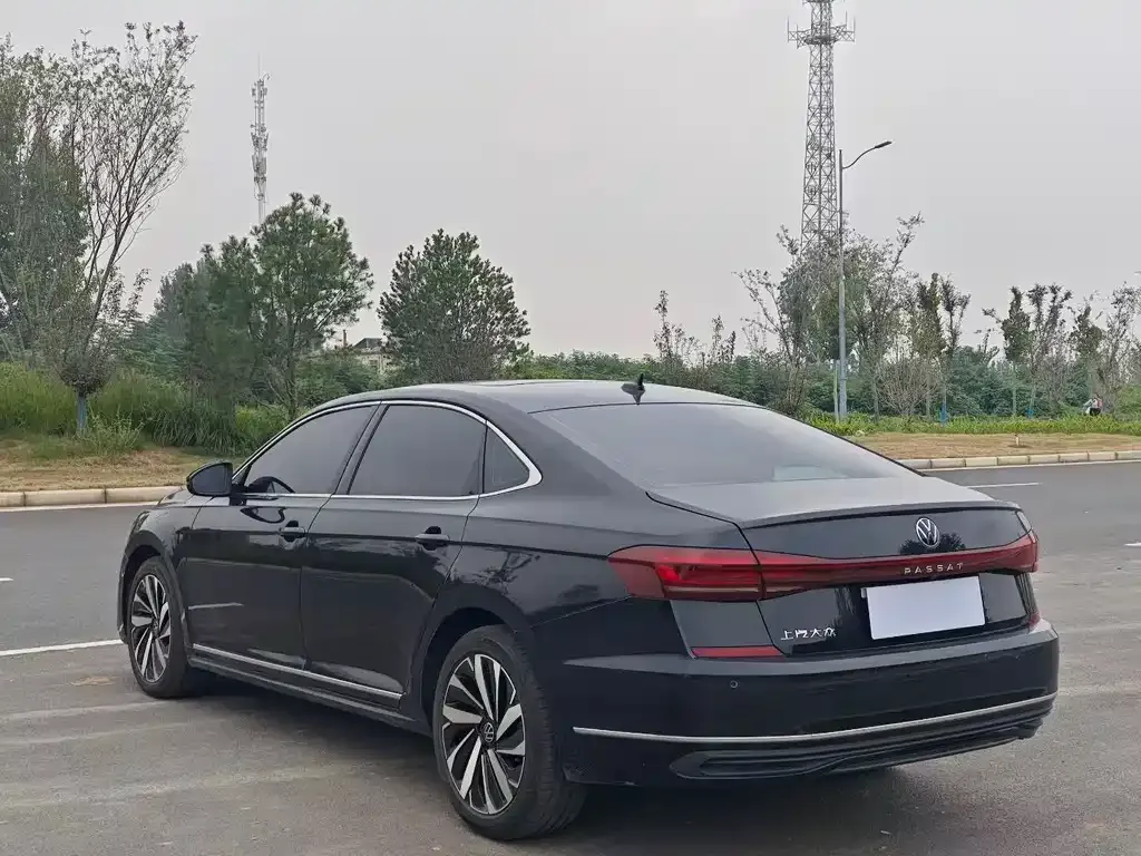 Volkswagen Passat 2024 из CN, фото 7