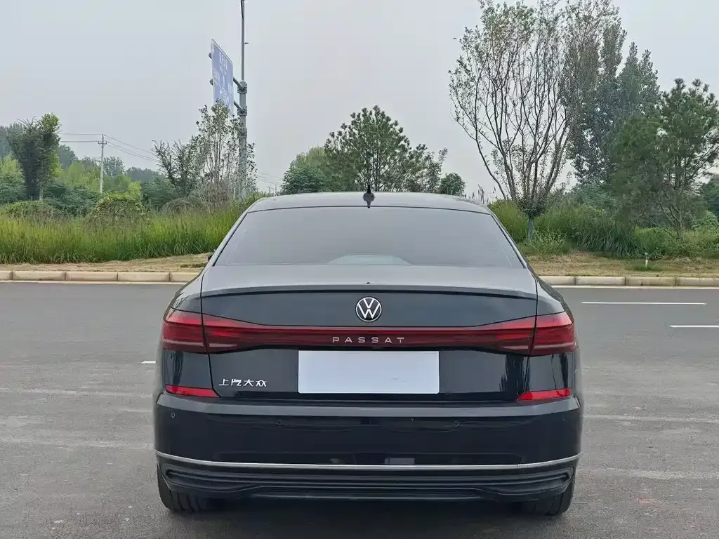 Volkswagen Passat 2024 из CN, фото 8