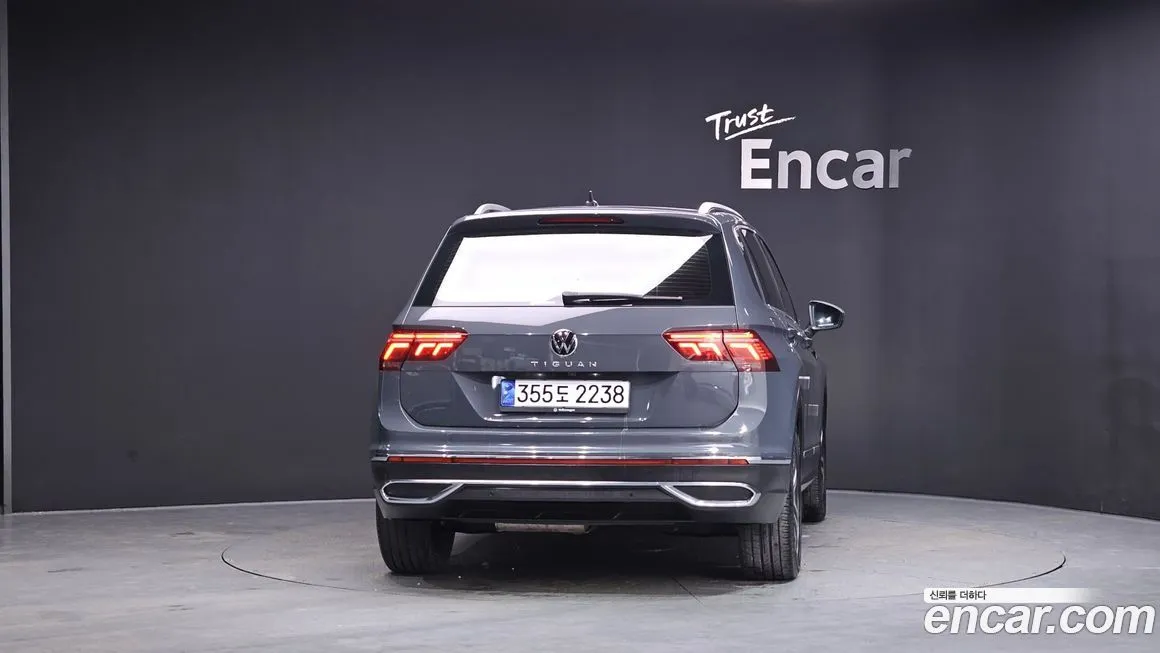 Volkswagen Tiguan 2021 из KR, фото 3