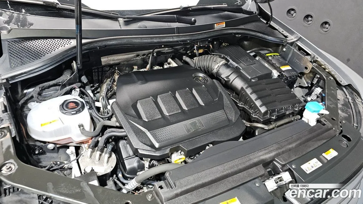 Volkswagen Tiguan 2021 из KR, фото 10