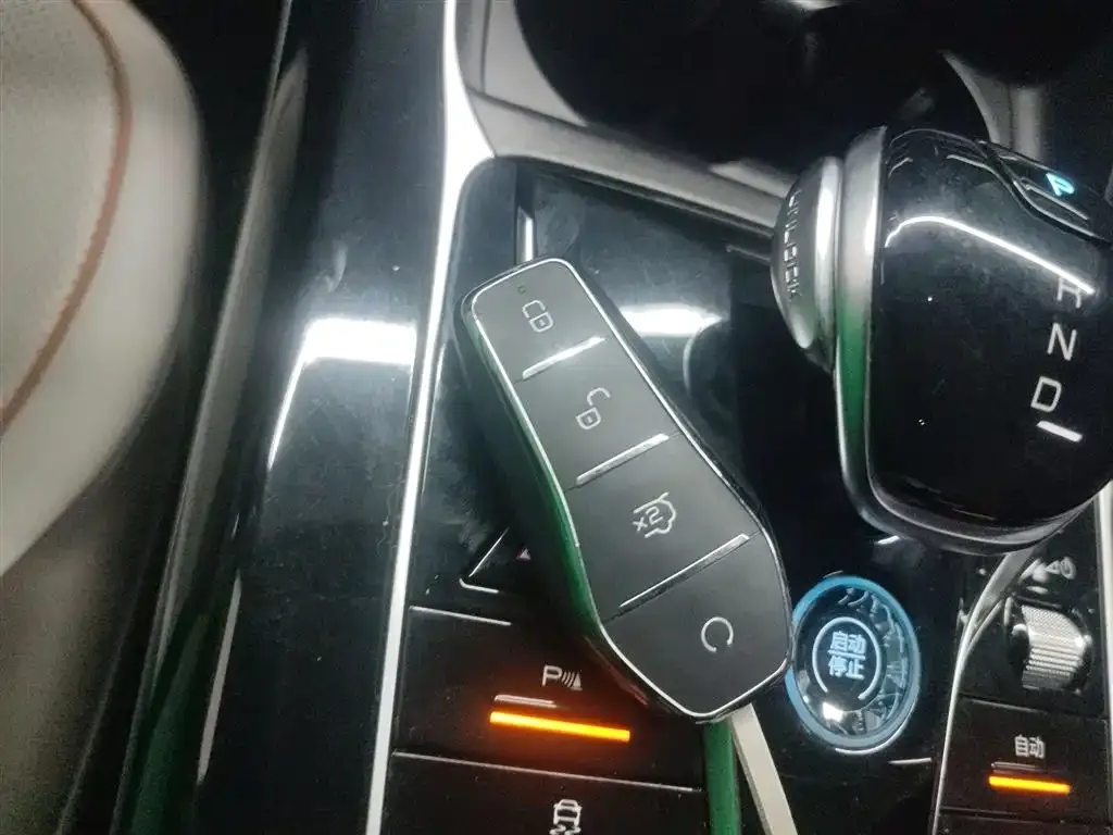 BYD Qin PLUS 2023 из CN, фото 7