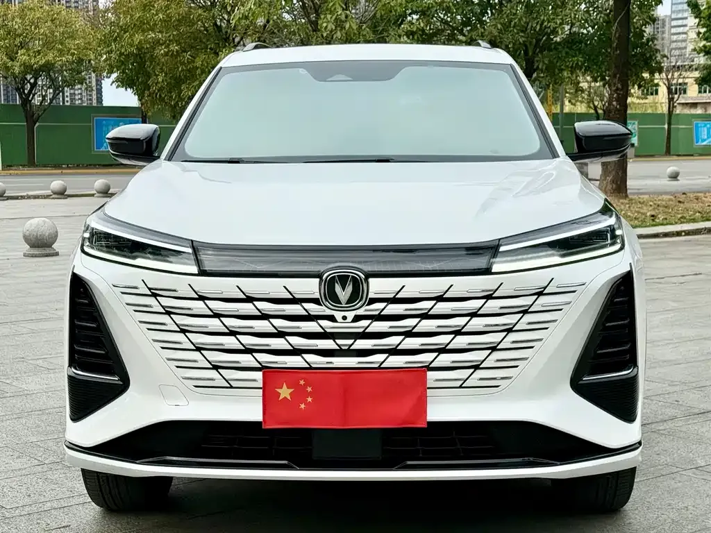 Changan CS75PLUS — фото 8