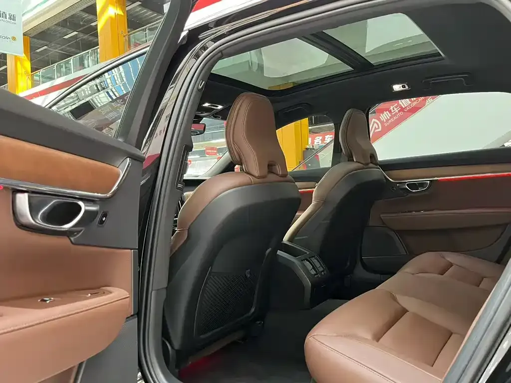 Volvo S90 2021 из CN, фото 3