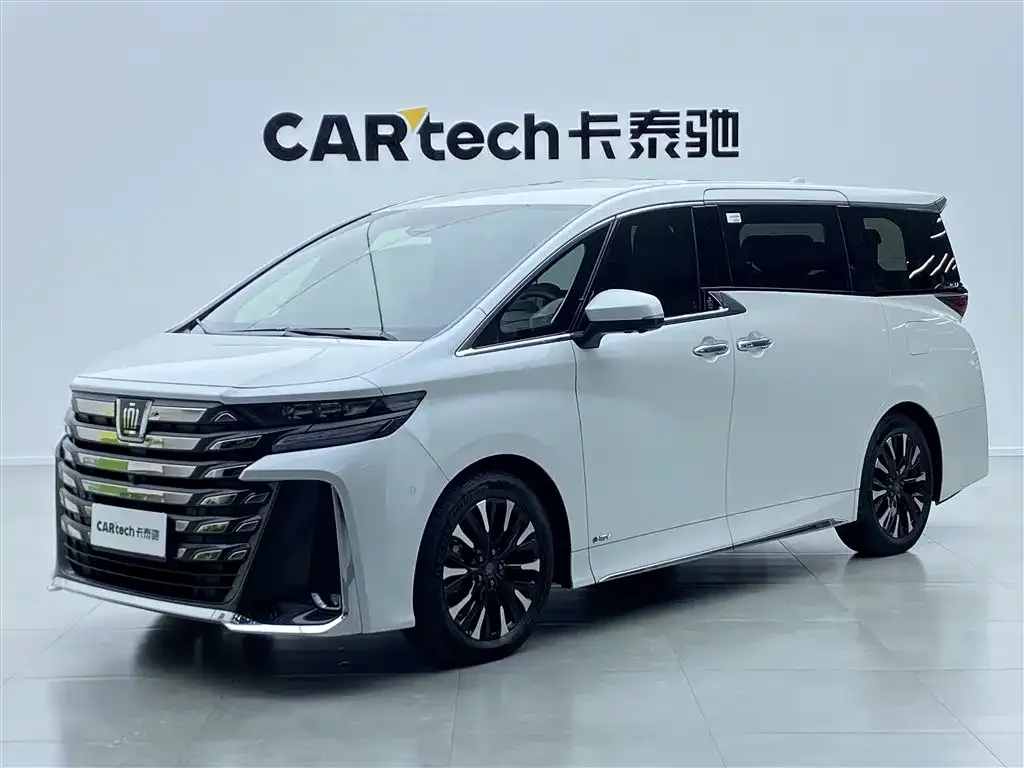 Toyota Vellfire 2023 из CN, фото 1