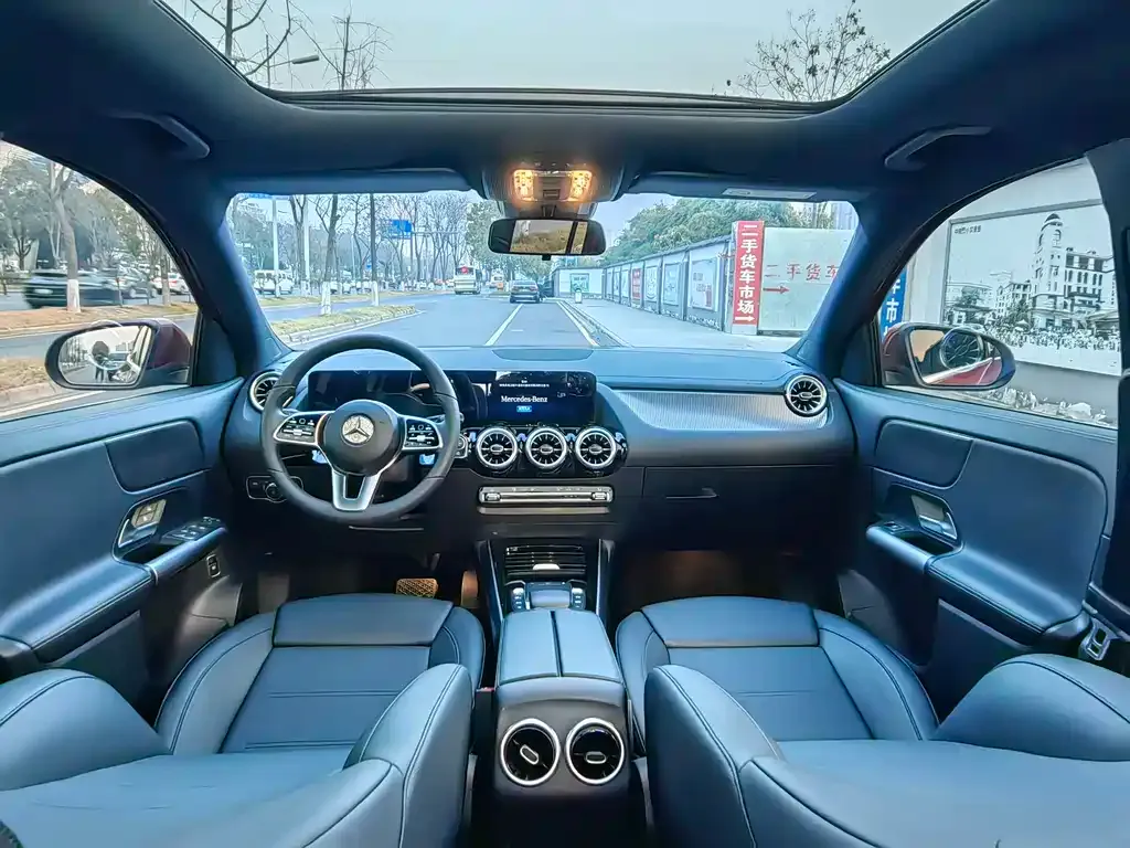 Mercedes-Benz GLA — фото 6