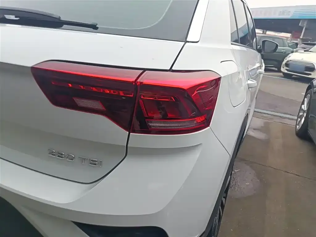 Volkswagen T-Roc 2022 из CN, фото 3