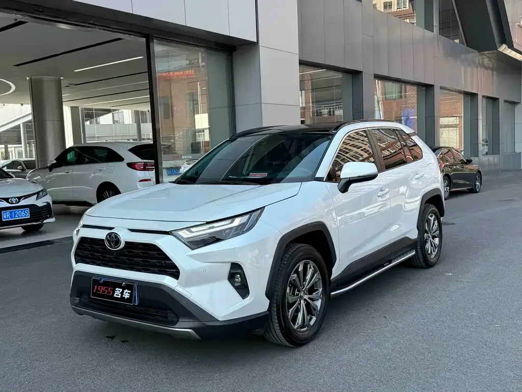 Toyota RAV4 2024 из CN, фото 1