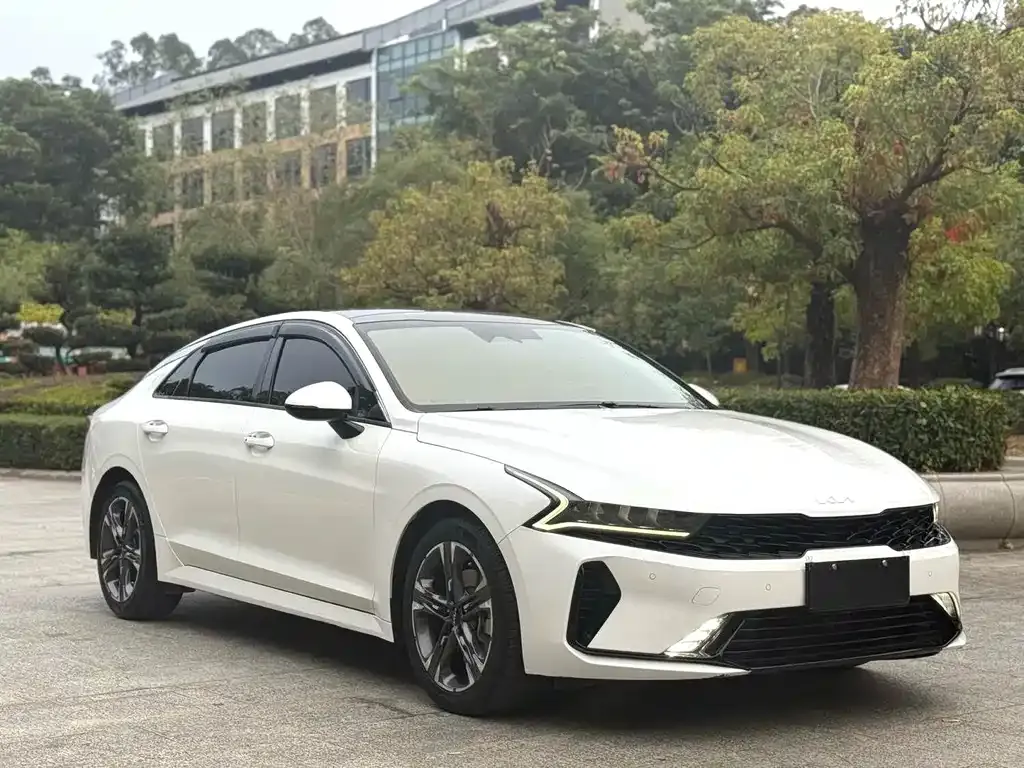 Kia K5 2022 из CN, фото 3