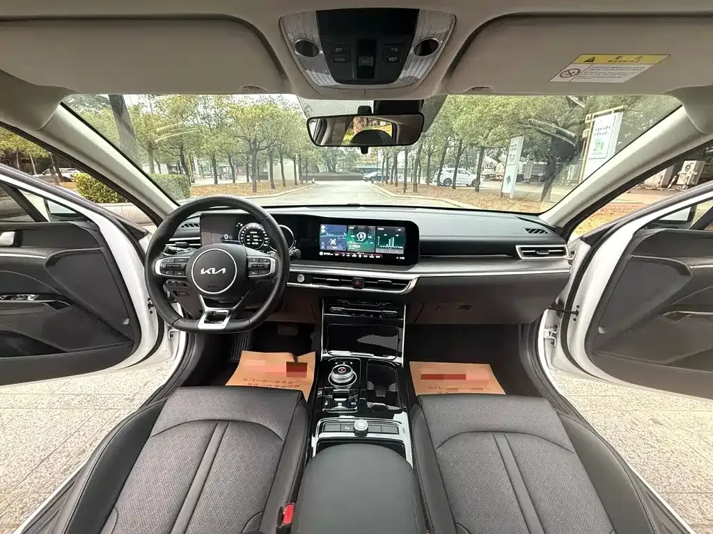 Kia K5 2022 из CN, фото 7