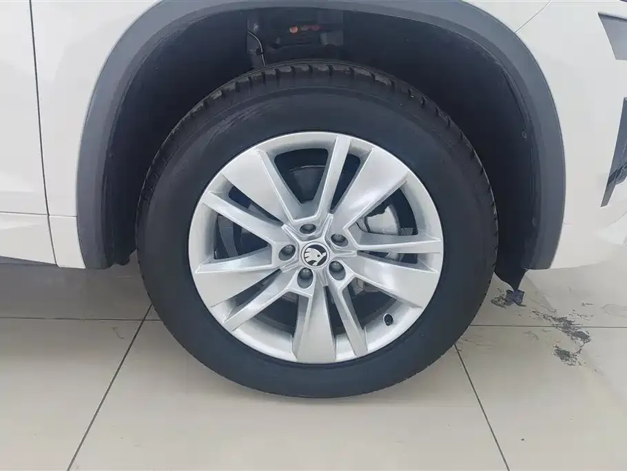 Skoda Kodiaq 2024 из CN, фото 7