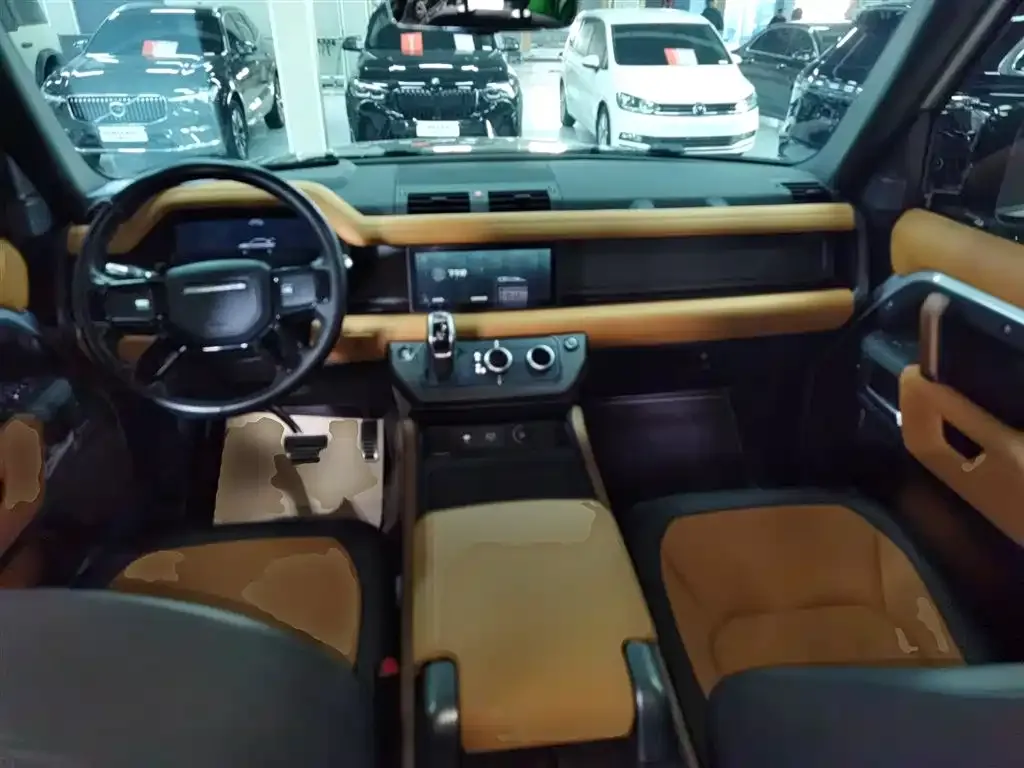 Land Rover Defender — фото 10