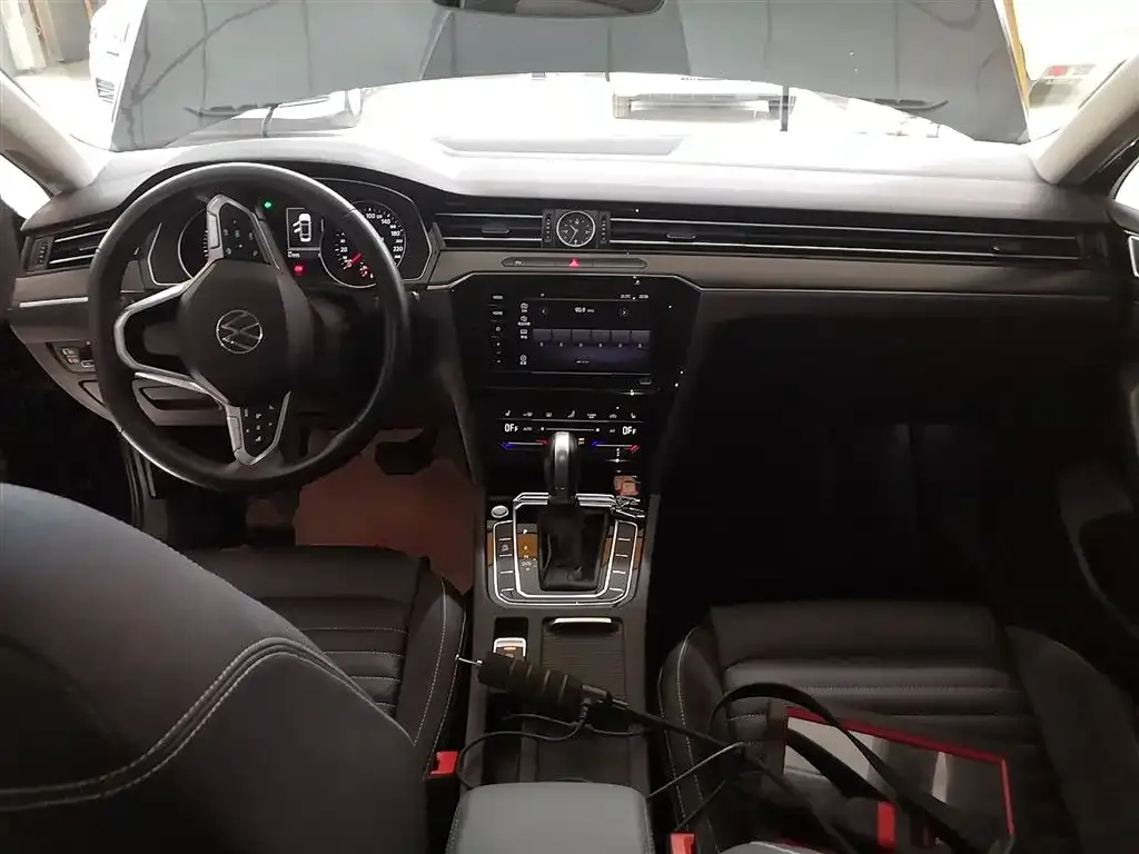 Volkswagen Magotan 2022 из CN, фото 10