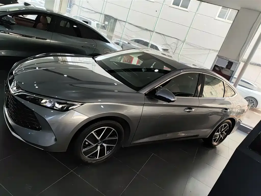 BYD Qin L — фото 7