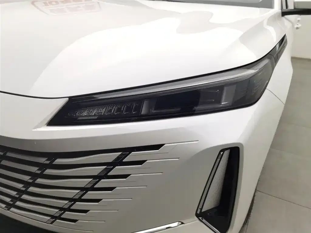 Changan Eado PHEV 2026 из CN, фото 4