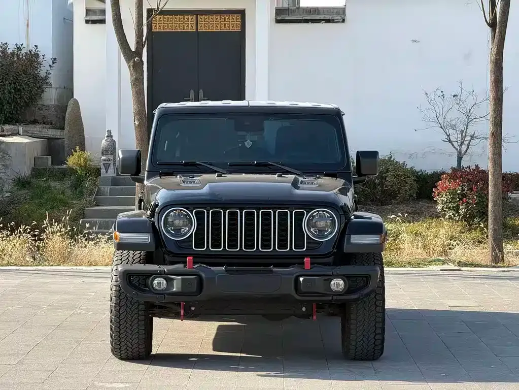 Jeep Wrangler — фото 9