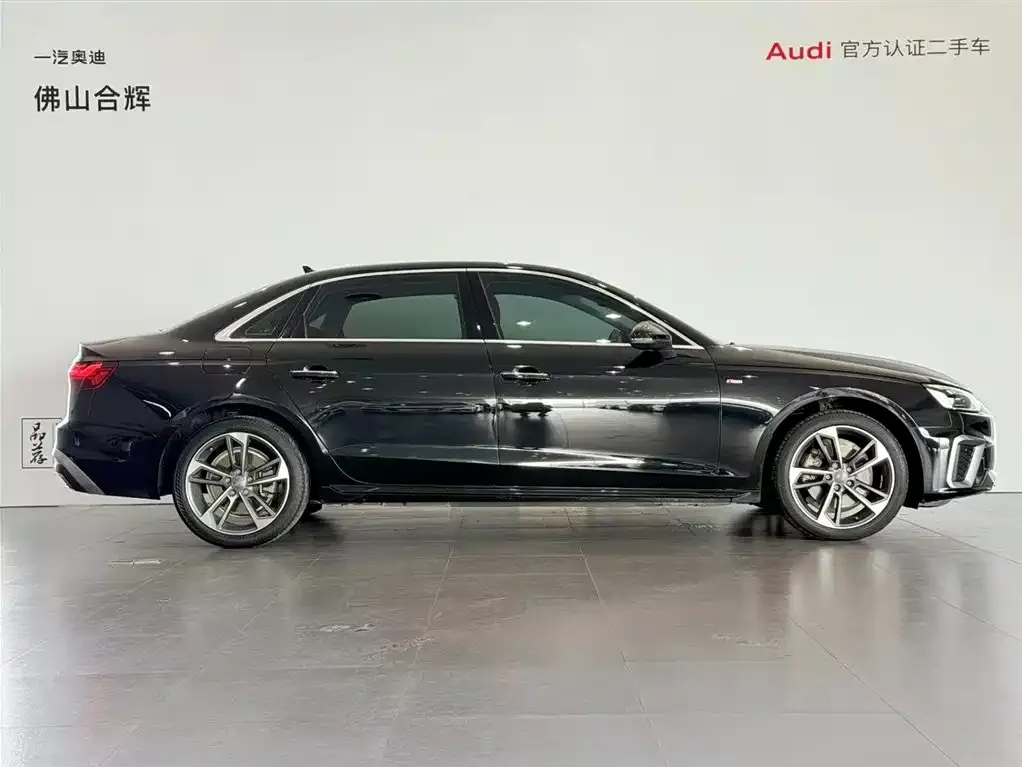 Audi A4L 2021 из CN, фото 8