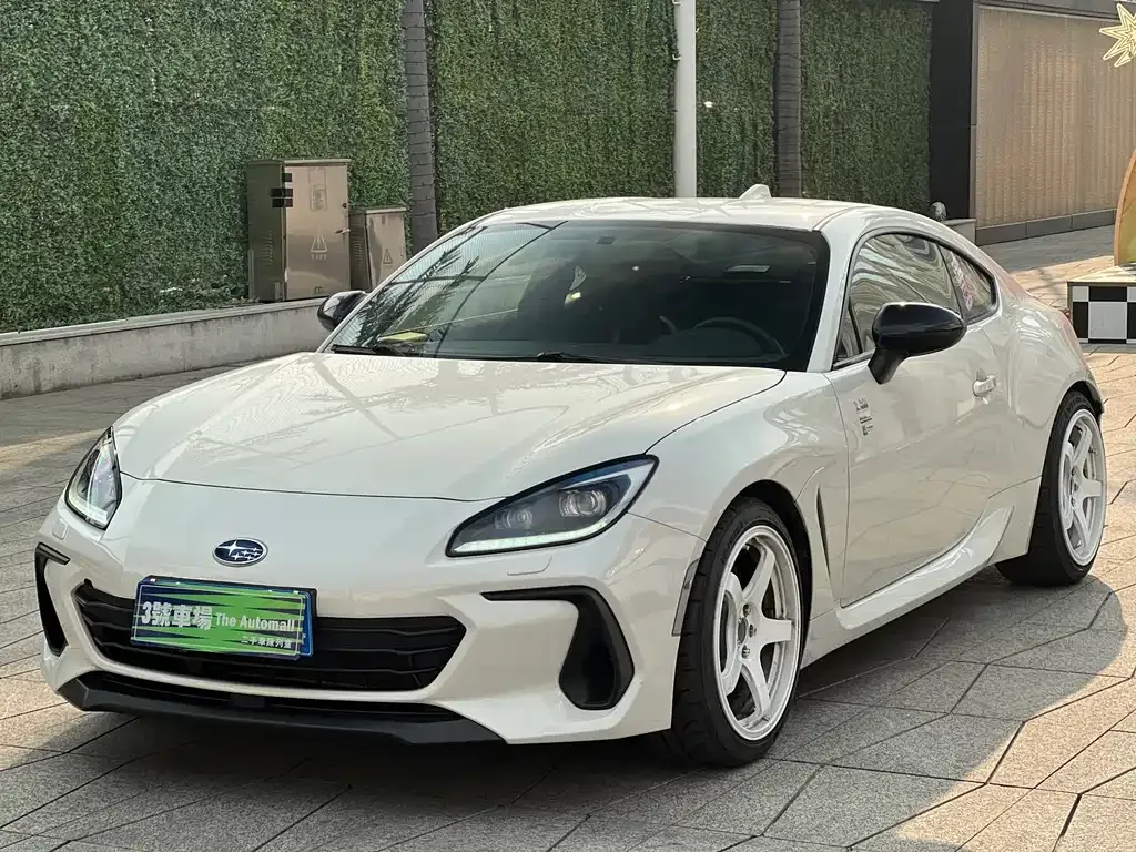 Subaru BRZ — фото 1