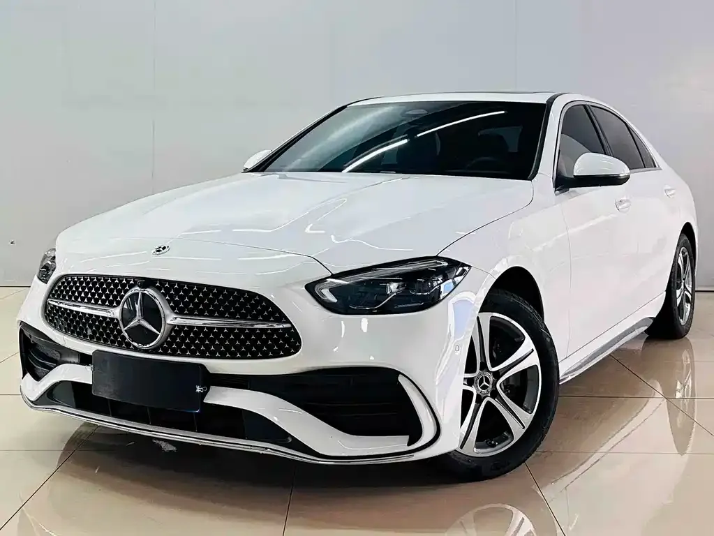 Mercedes-Benz C-Class — фото 8