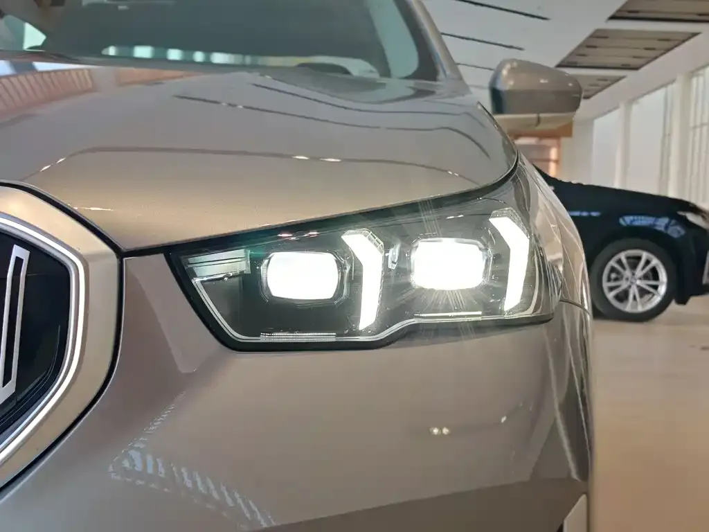 BMW 5 Series — фото 2