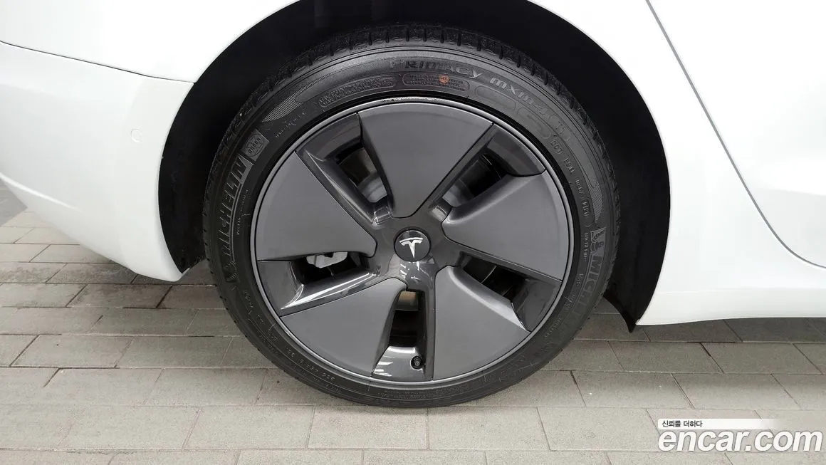 Tesla Model 3 2021 из KR, фото 9