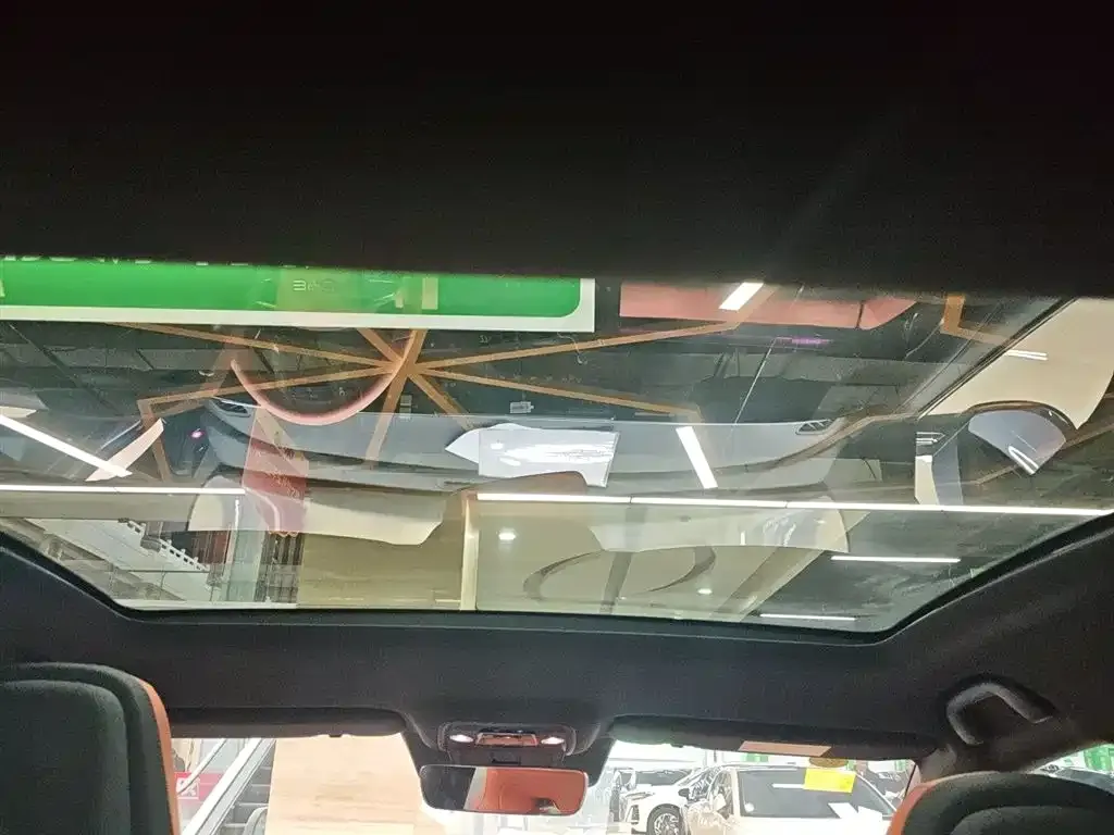 BYD Seal — фото 8
