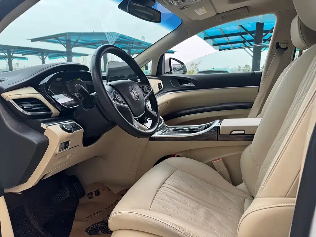 Buick GL8 2023 из CN, фото 4