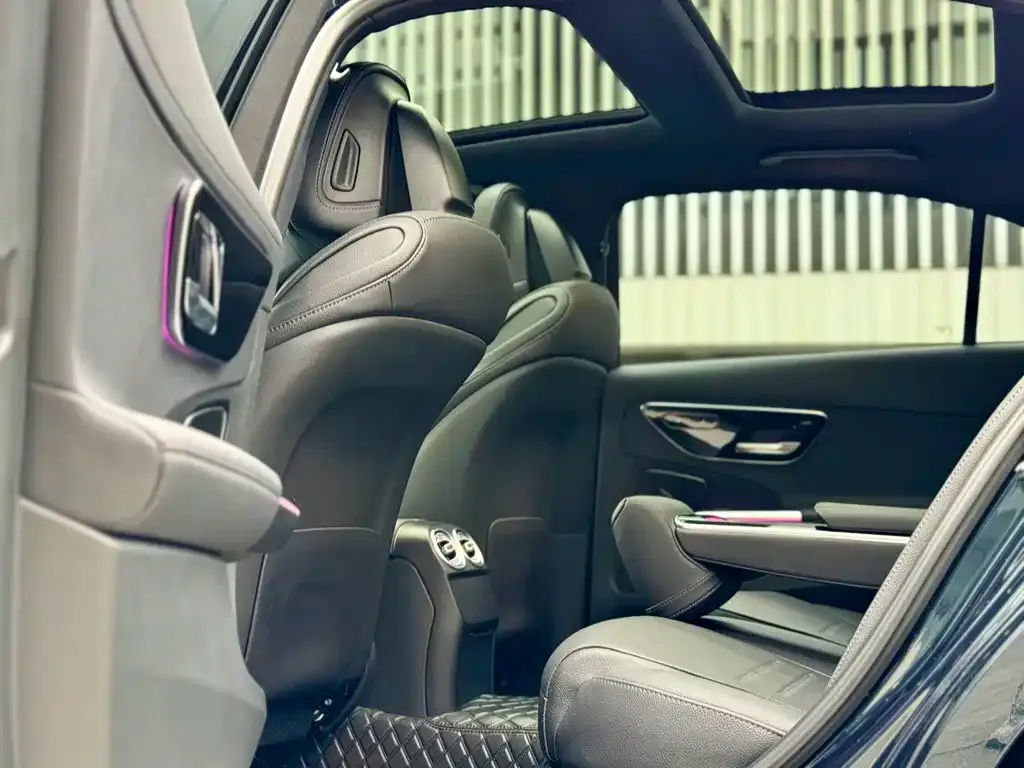 Mercedes-Benz C-Class 2023 из CN, фото 6