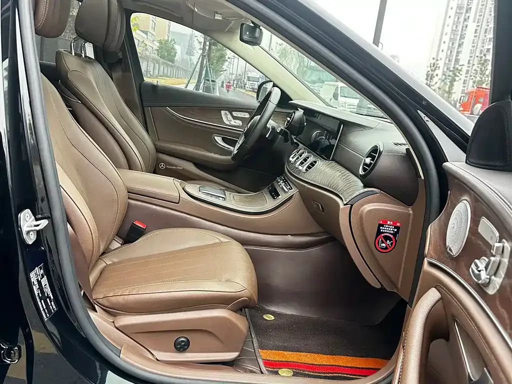 Mercedes-Benz E-Class 2021 из CN, фото 3