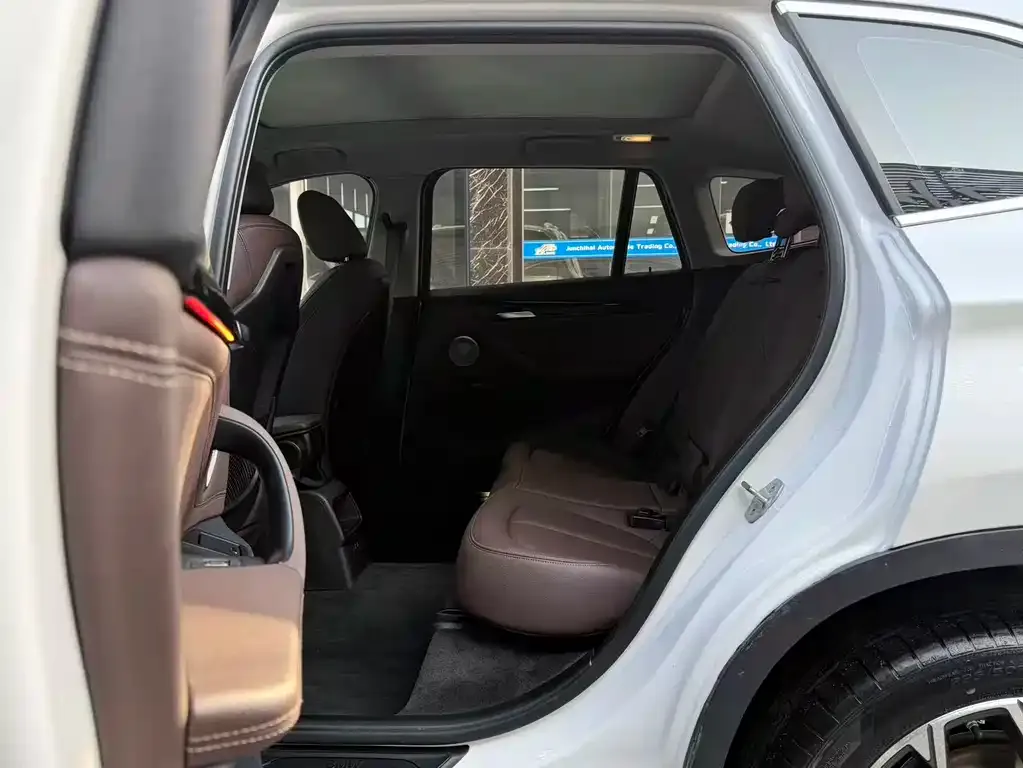 BMW X1 2022 из CN, фото 5