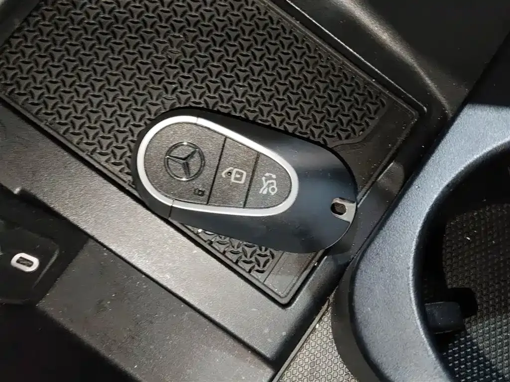 Mercedes-Benz EQE 2024 из CN, фото 9