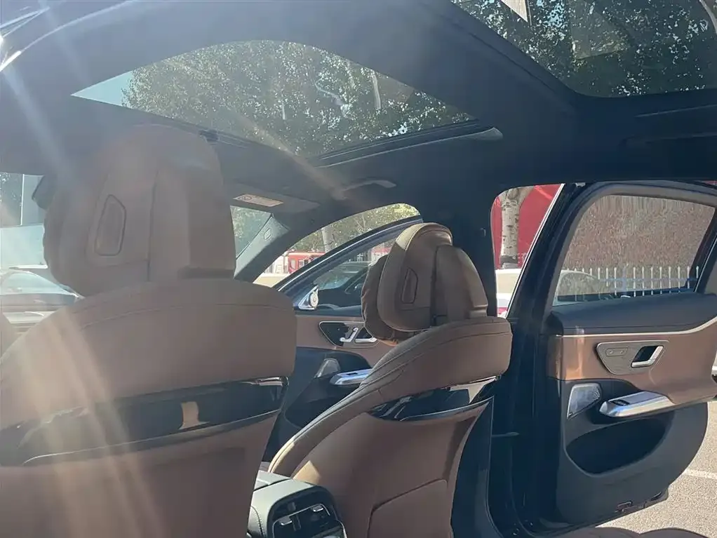 Mercedes-Benz E-Class 2024 из CN, фото 7