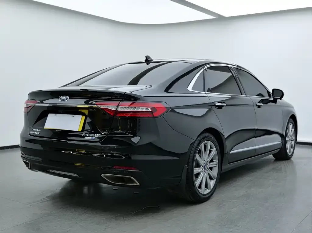 Ford Taurus 2021 из CN, фото 4
