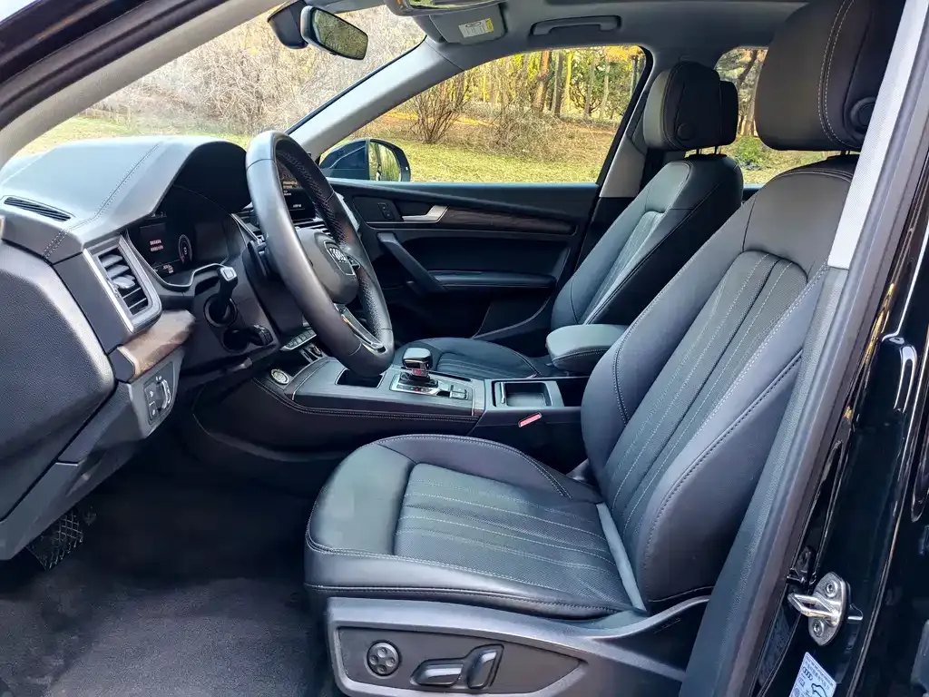 Audi Q5L 2023 из CN, фото 4