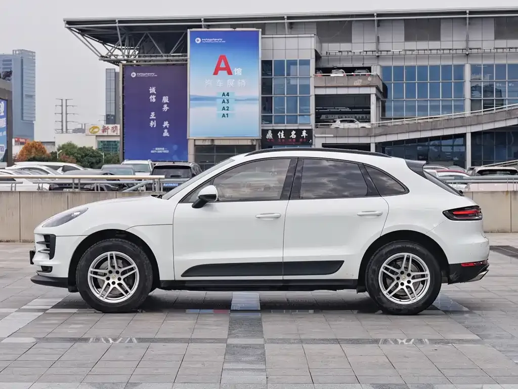 Porsche Macan 2021 из CN, фото 2