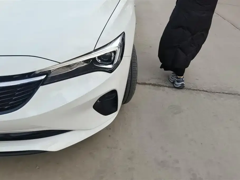 Buick Verano 2024 из CN, фото 2