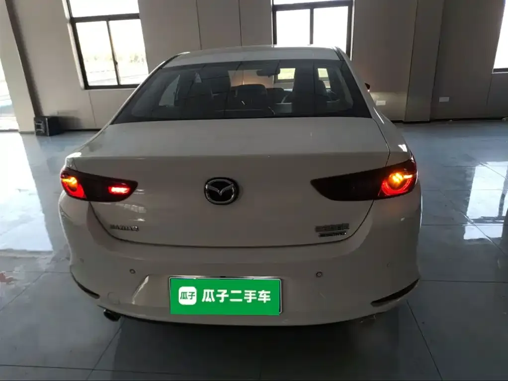 Mazda 3 Axela 2021 из CN, фото 3