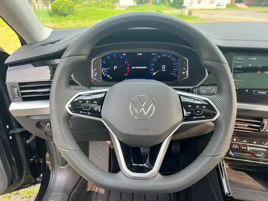 Volkswagen Passat — фото 2