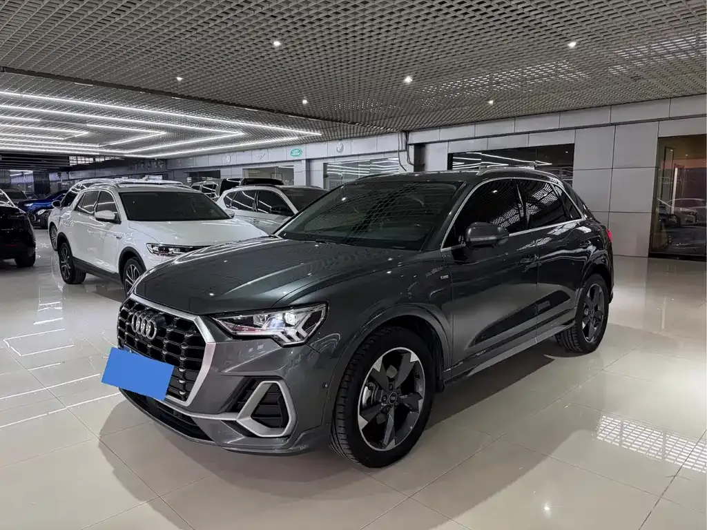 Audi Q3 2022 из CN, фото 1