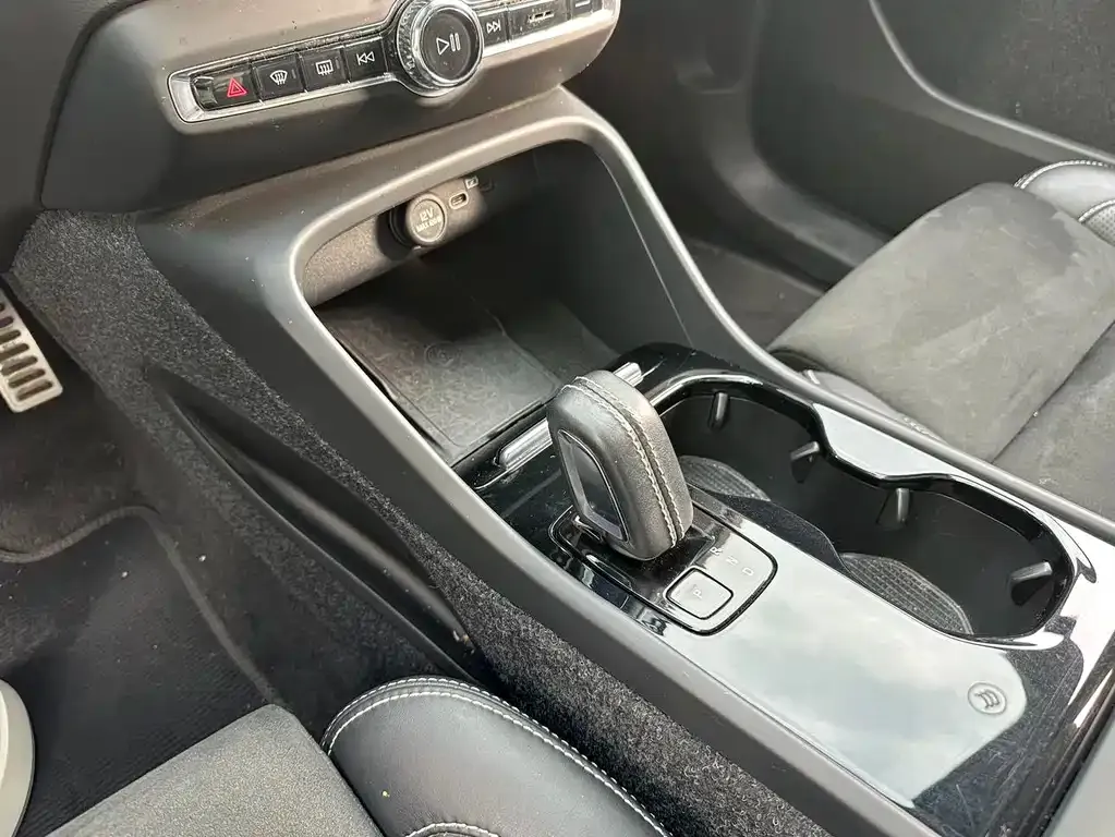 Volvo XC40 NEV 2021 из CN, фото 9