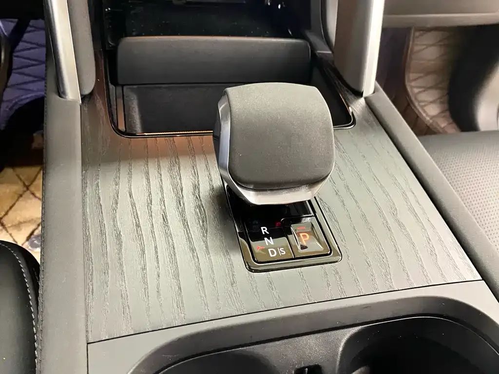 Land Rover Discovery Sport 2023 из CN, фото 8