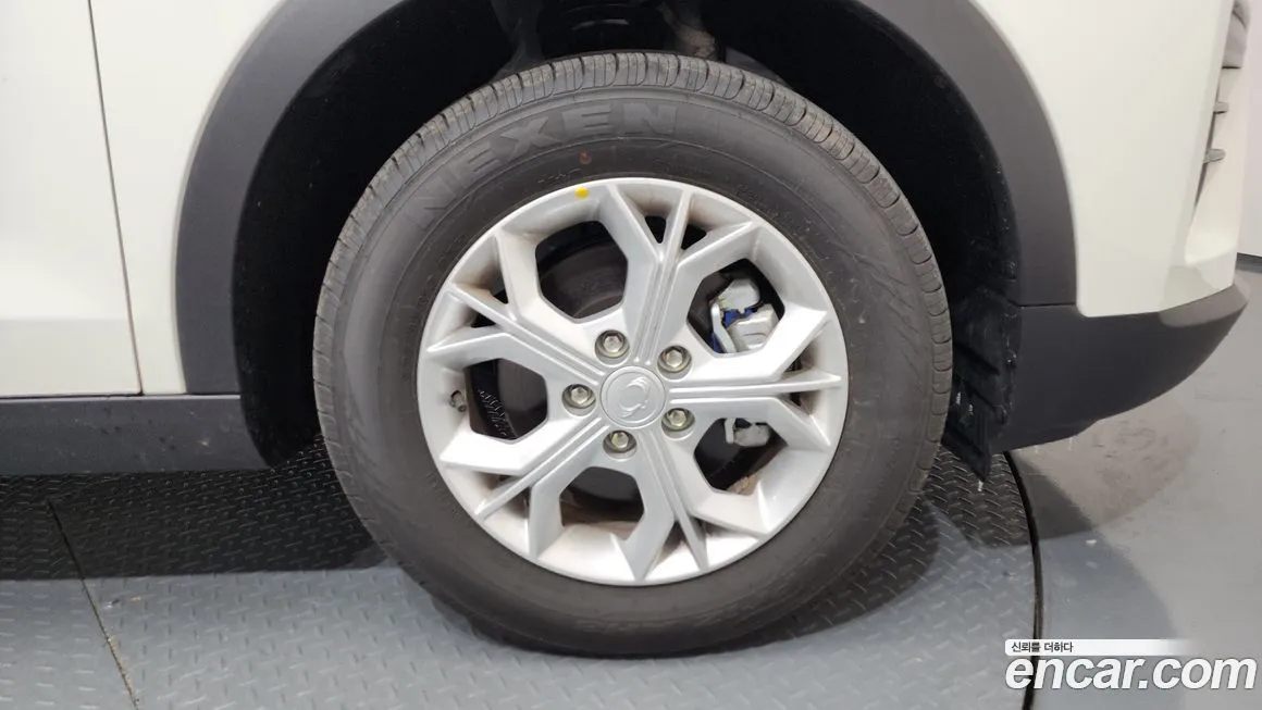 KG Mobility (Ssangyong) TIBOLI 2025 из KR, фото 5